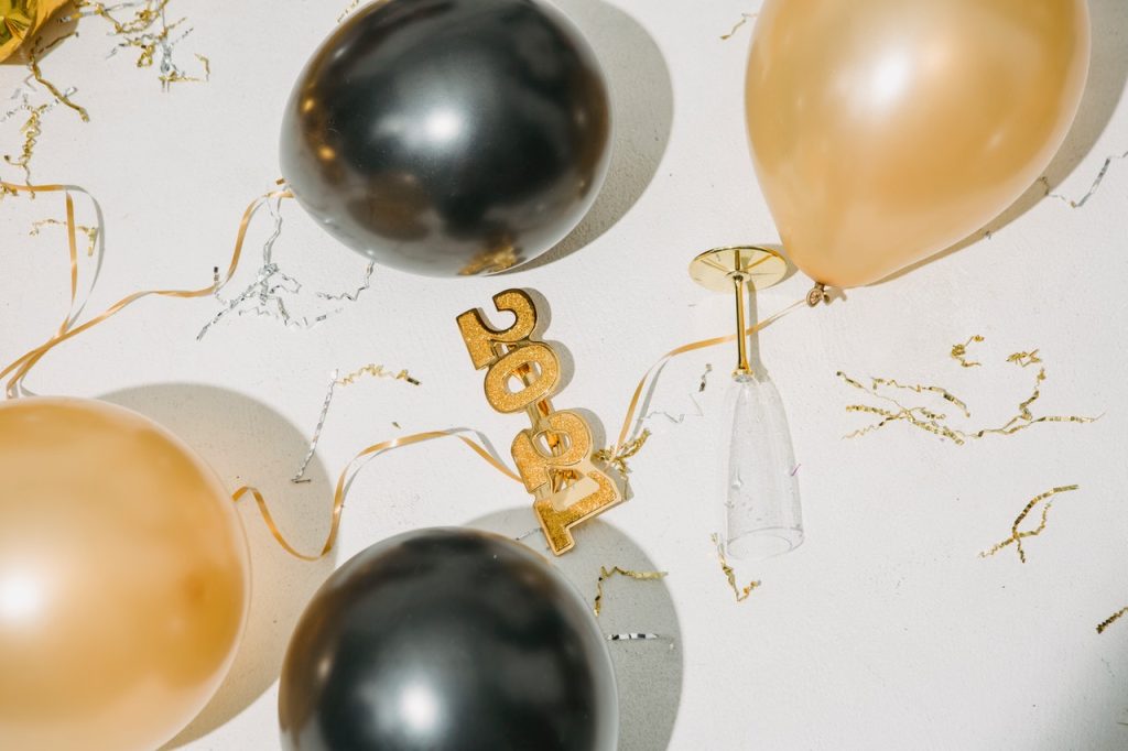 Quarantine Holidays pexels julia larson 6113286